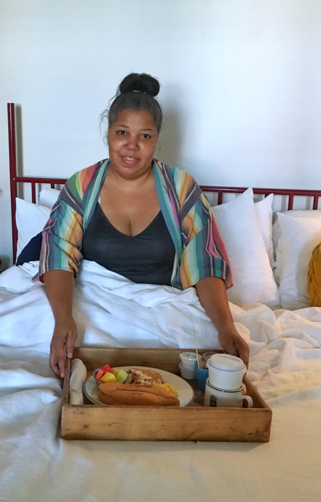 Robe quickly put to use by ordering breakfast in bed.